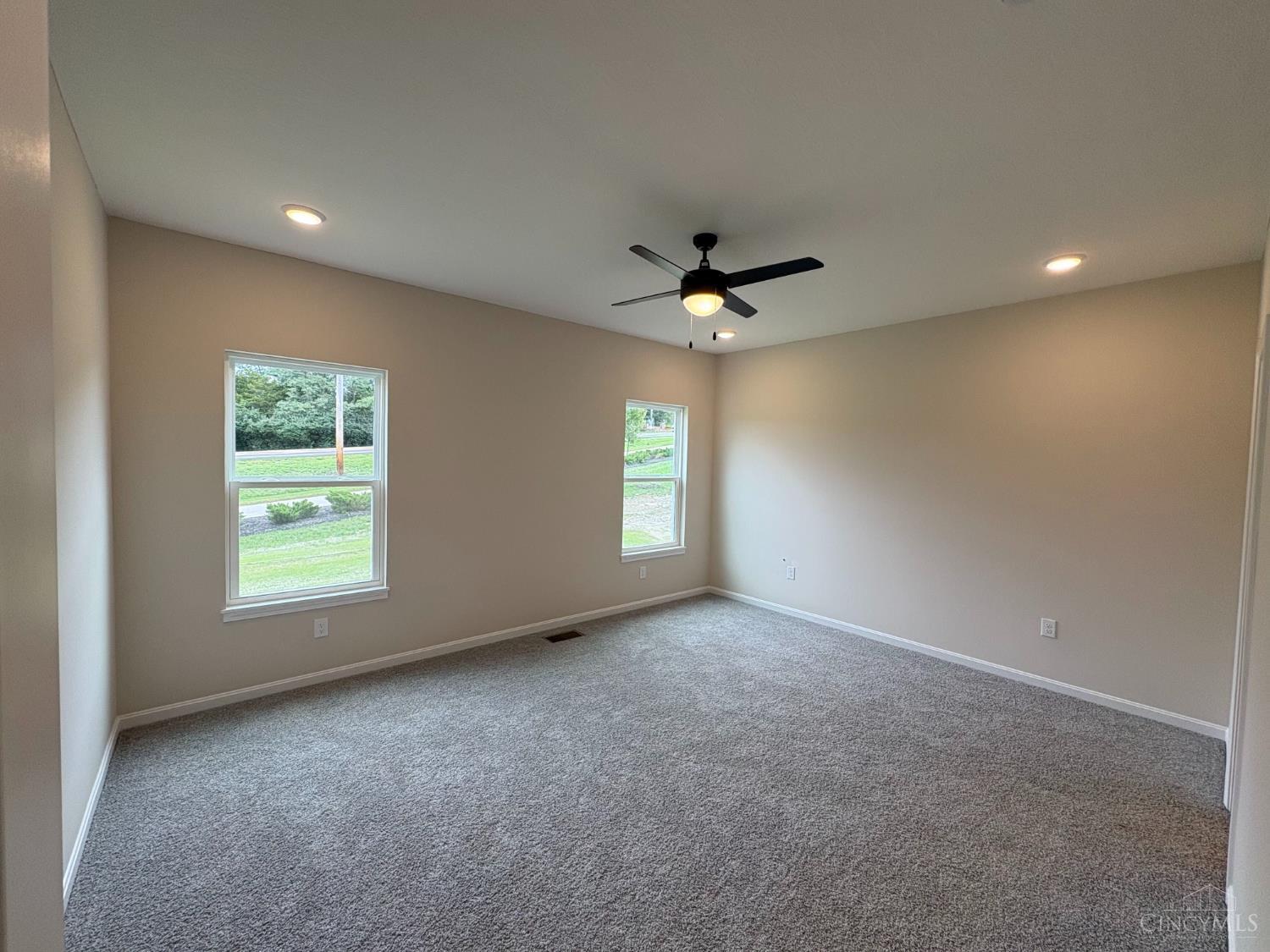 40 Chestnut Street Property Photo 9