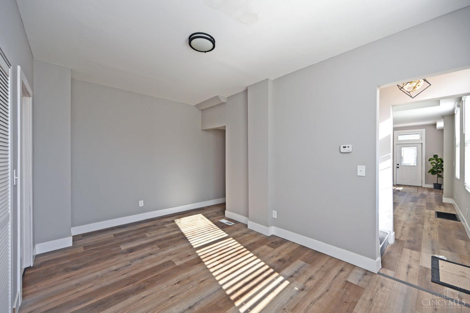 4327 Hays Avenue Property Photo 15