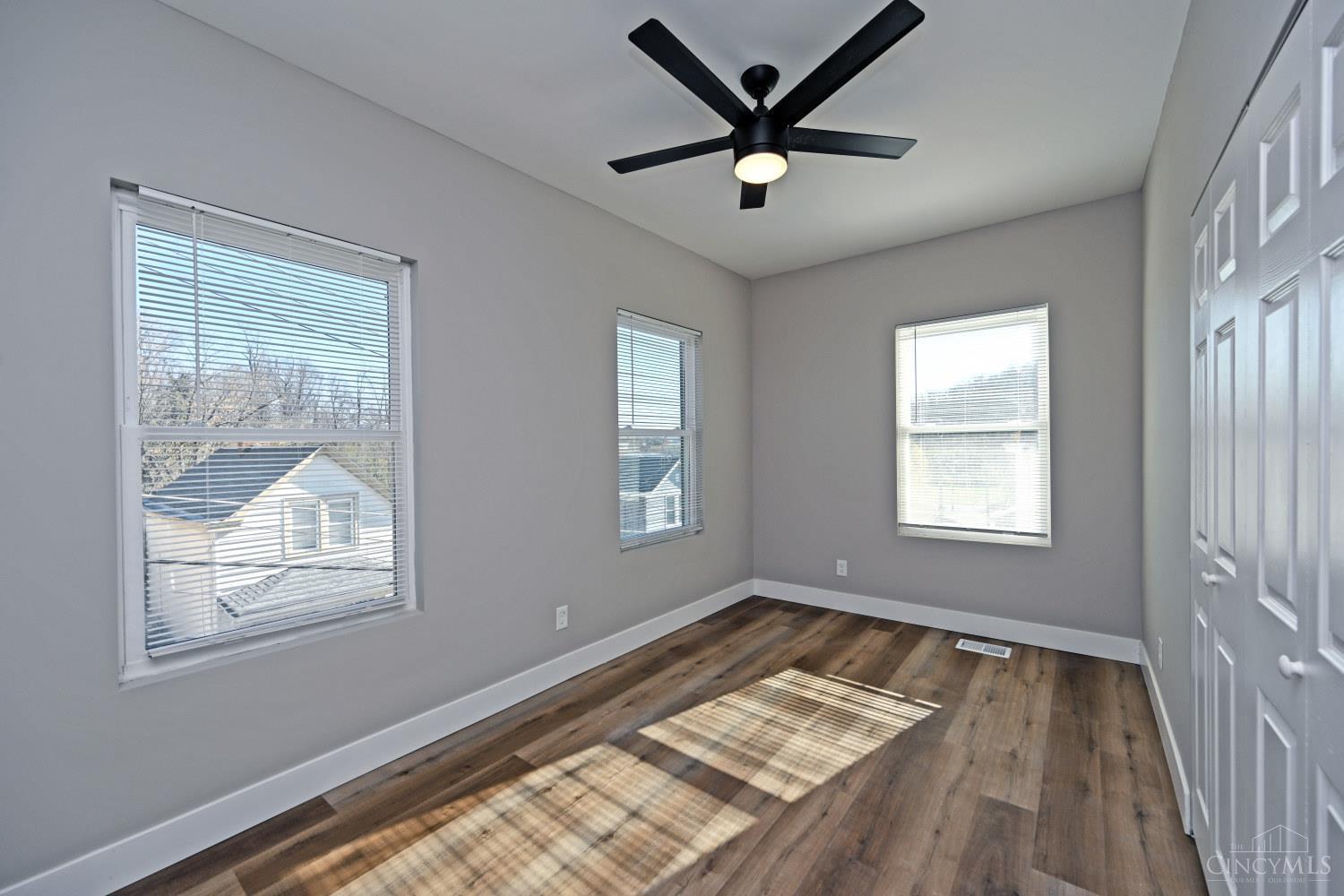 4327 Hays Avenue Property Photo 30