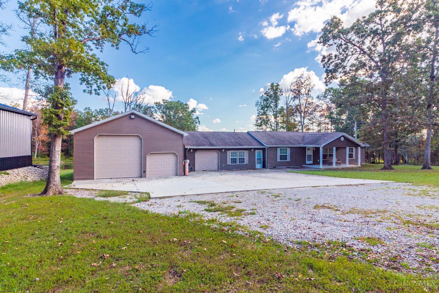 831 Tom Brown Road Property Photo 1