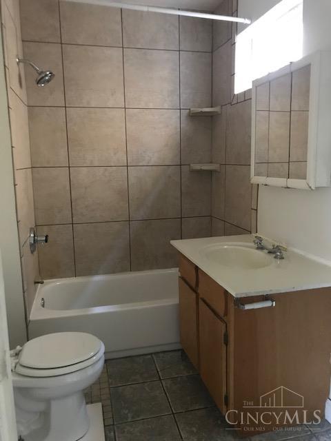 E 241 University Avenue Property Photo 7