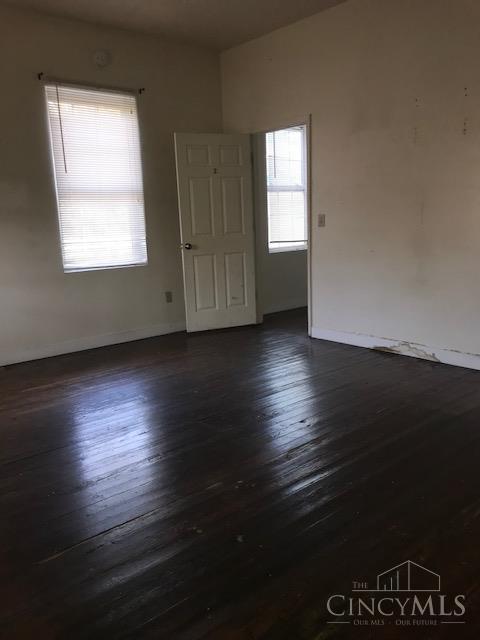 E 241 University Avenue Property Photo 8