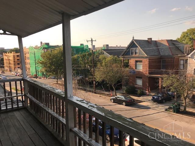 E 241 University Avenue Property Photo 10