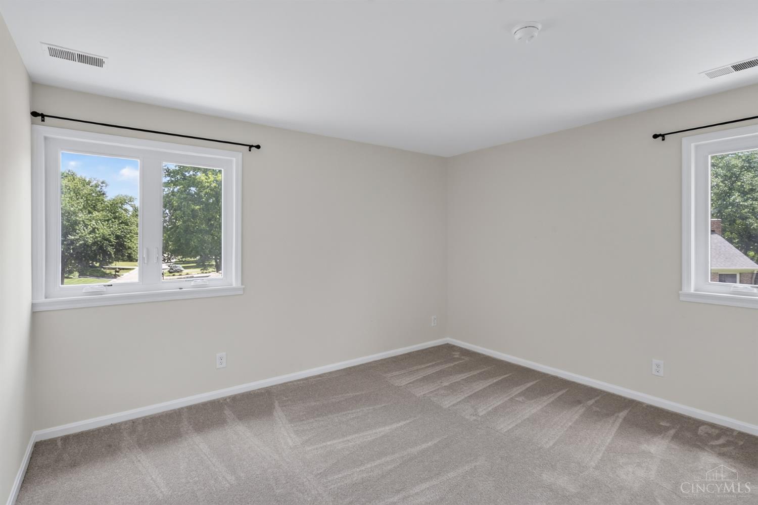 7745 Ivygate Lane Property Photo 22