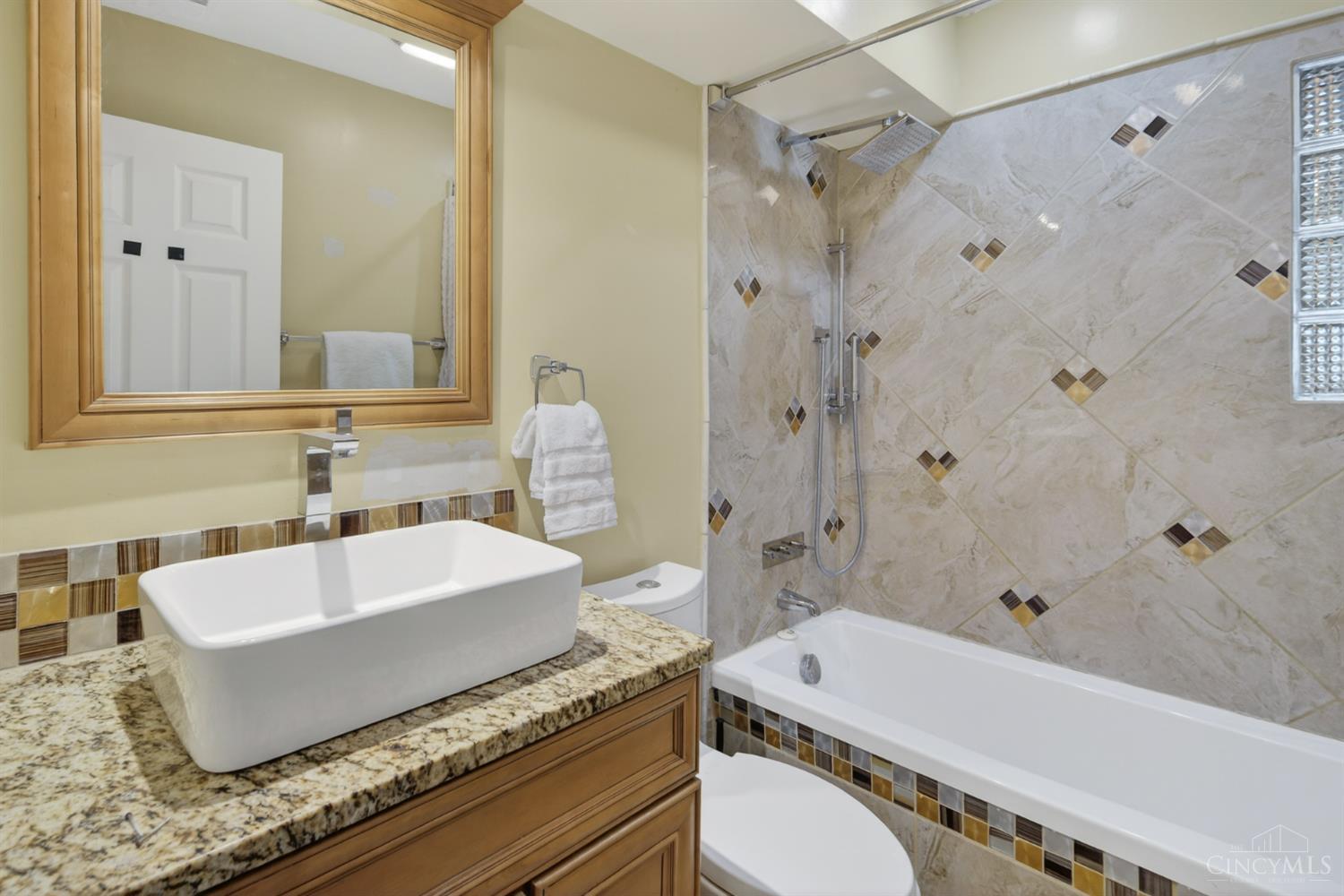 7745 Ivygate Lane Property Photo 27