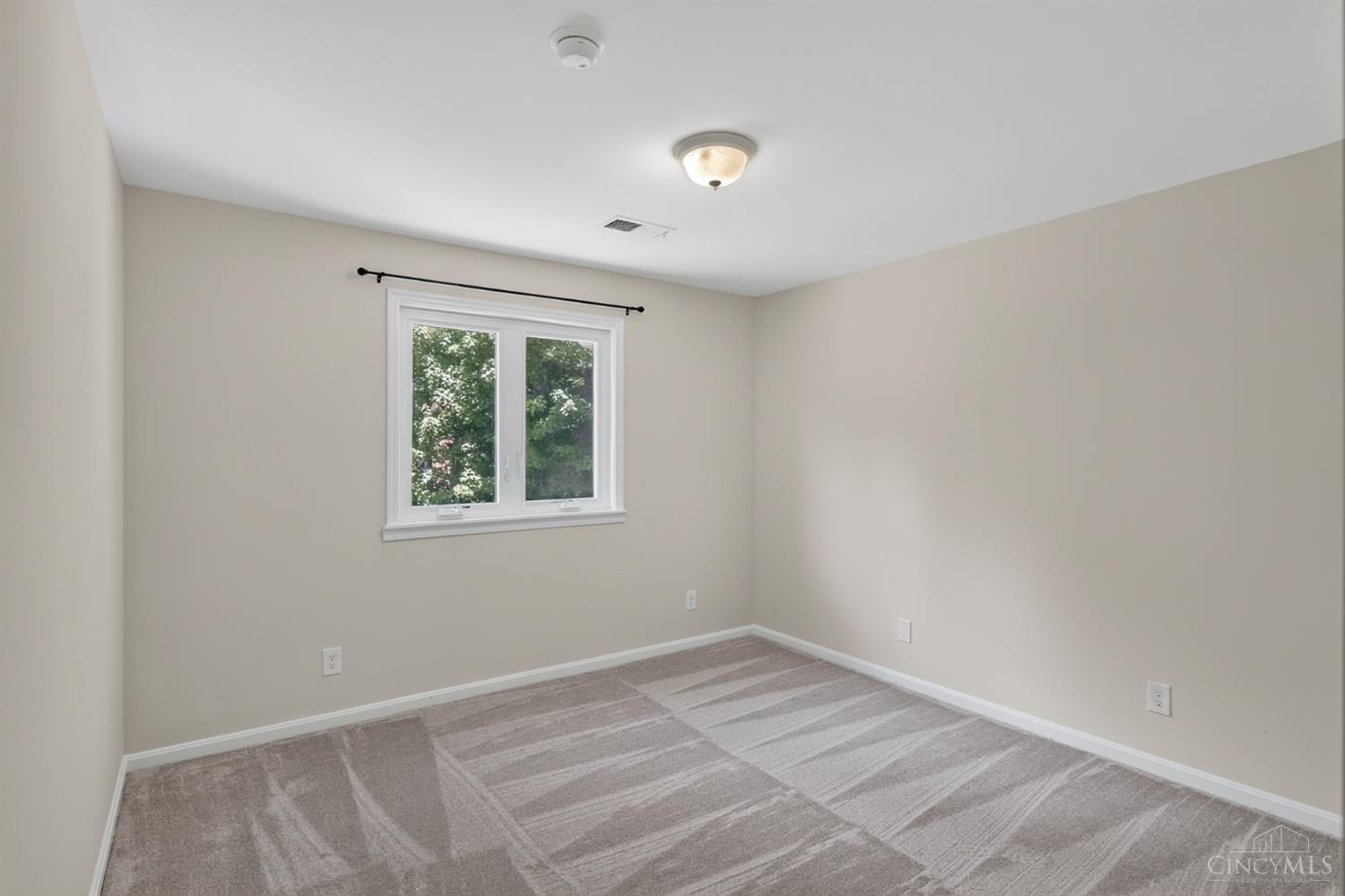 7745 Ivygate Lane Property Photo 31