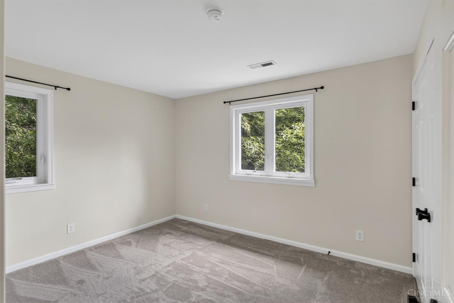 7745 Ivygate Lane Property Photo 35