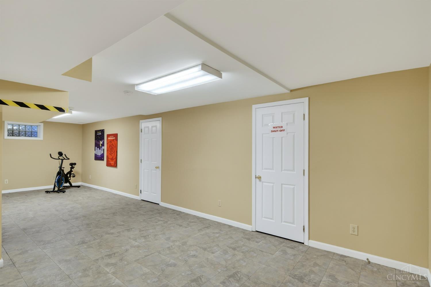 7745 Ivygate Lane Property Photo 38