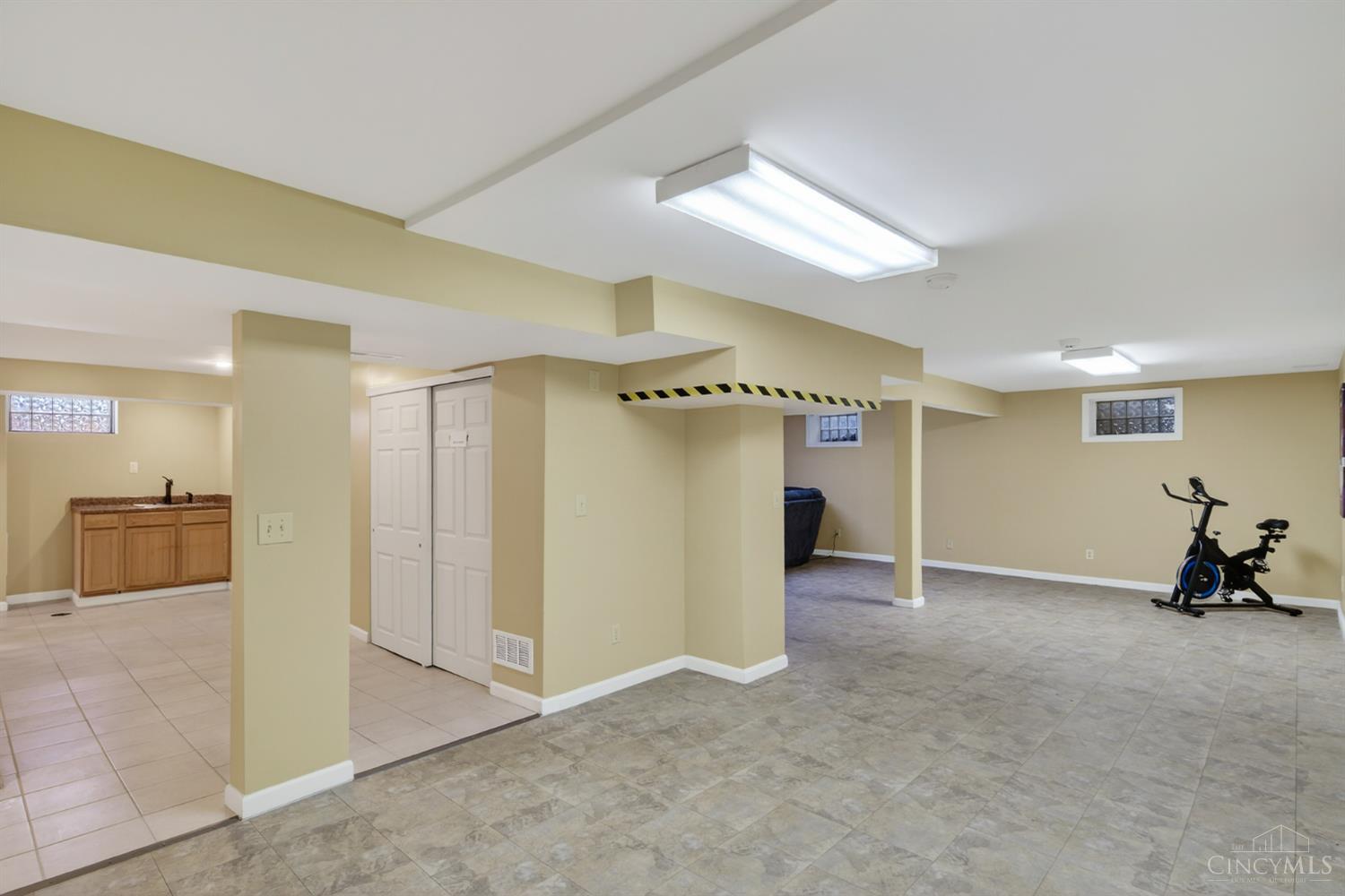 7745 Ivygate Lane Property Photo 39