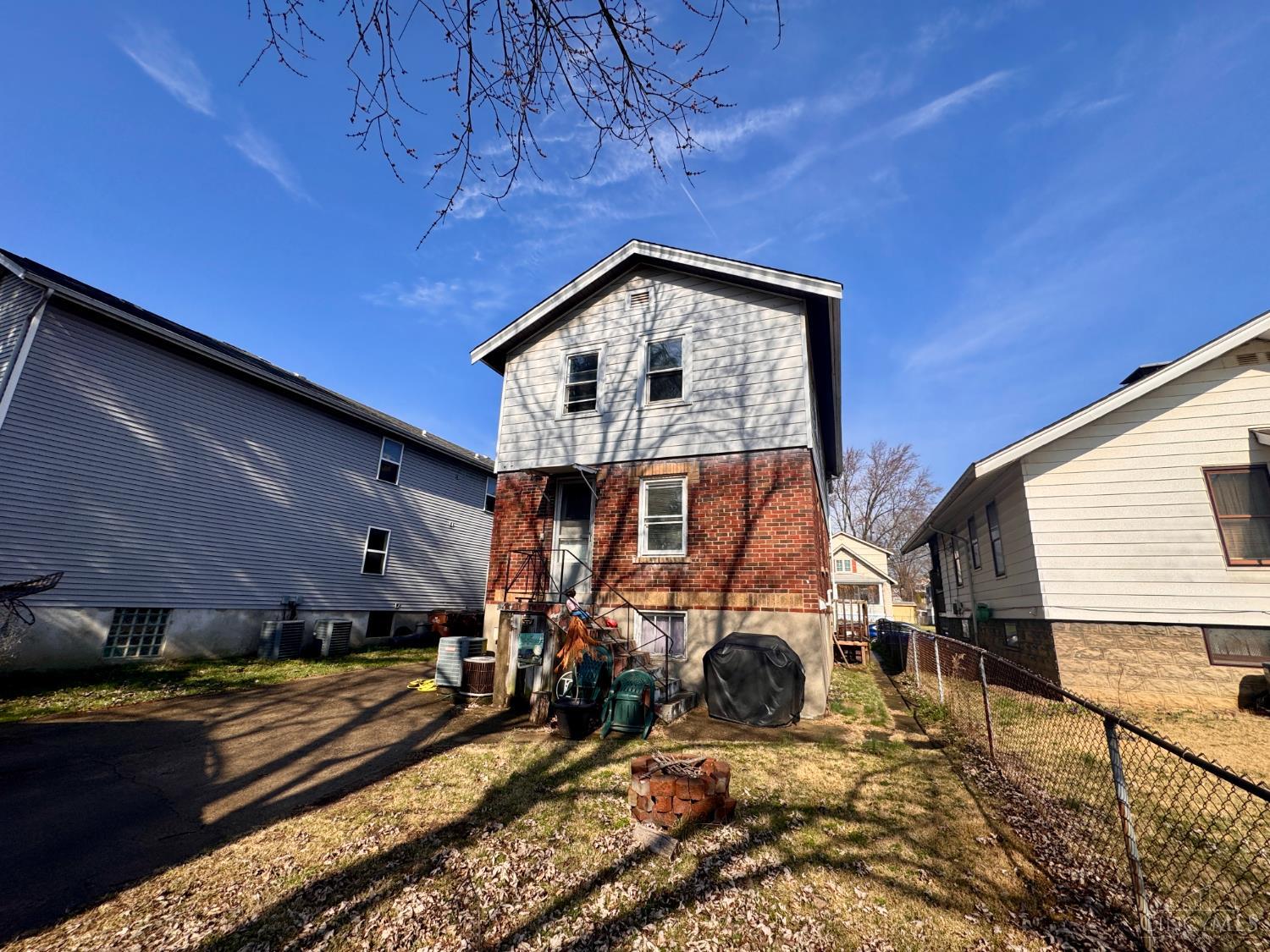 645 Blanche Ave. Property Photo 6