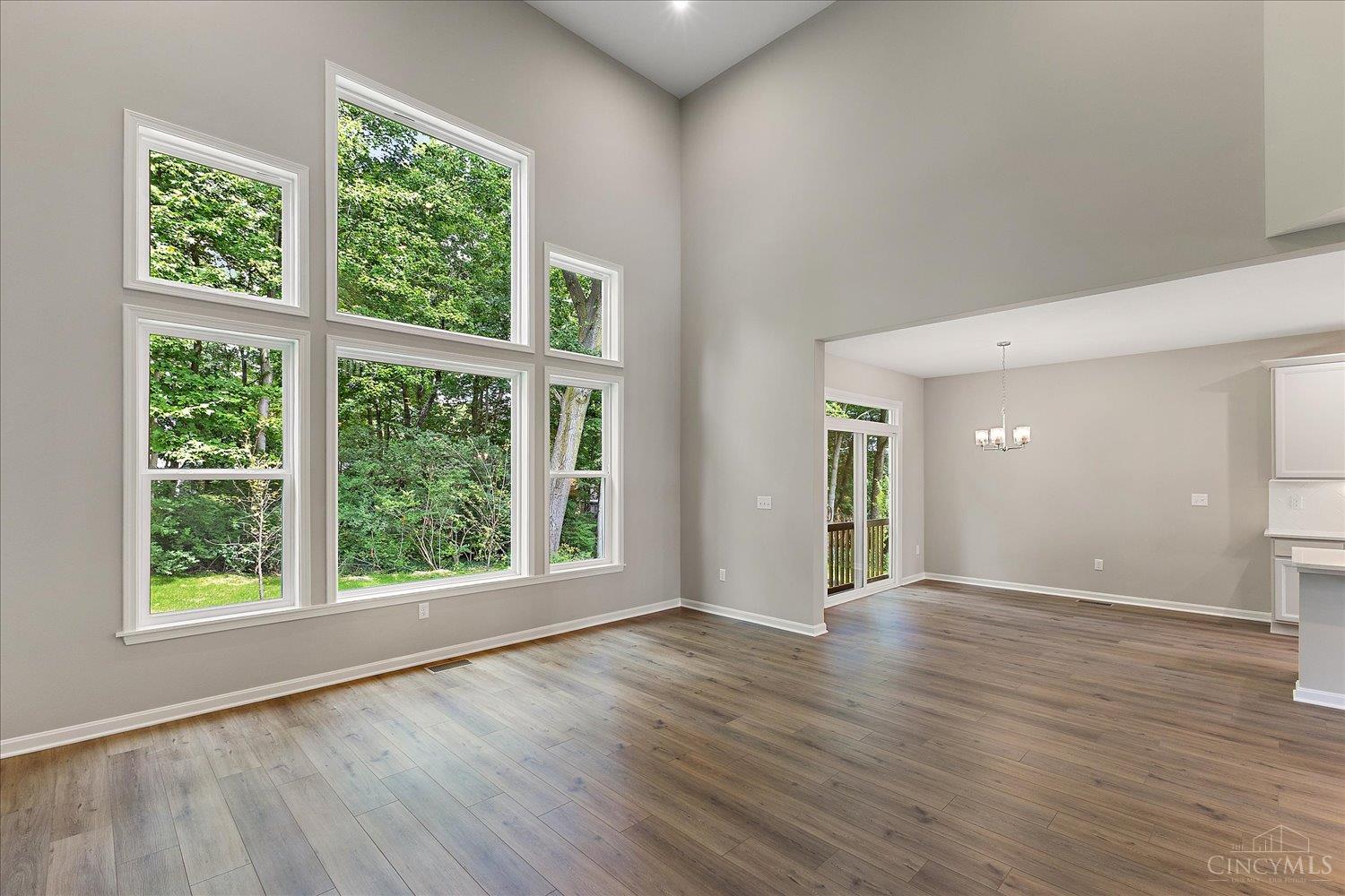 186 Farmstead Boulevard Property Photo 10