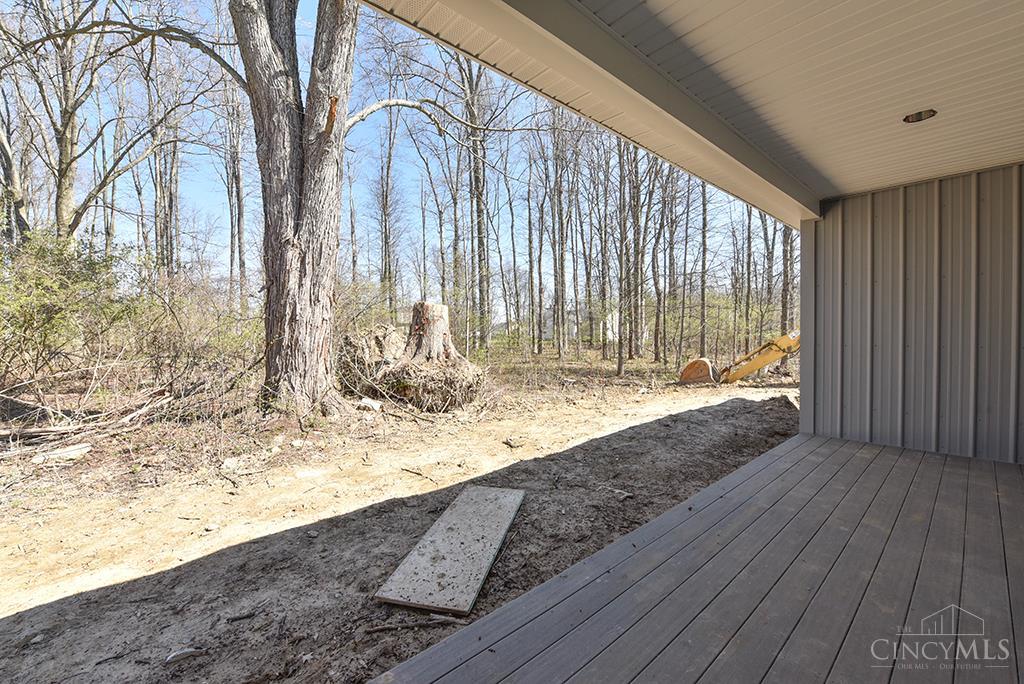 1542 Denny Drive Property Photo 4