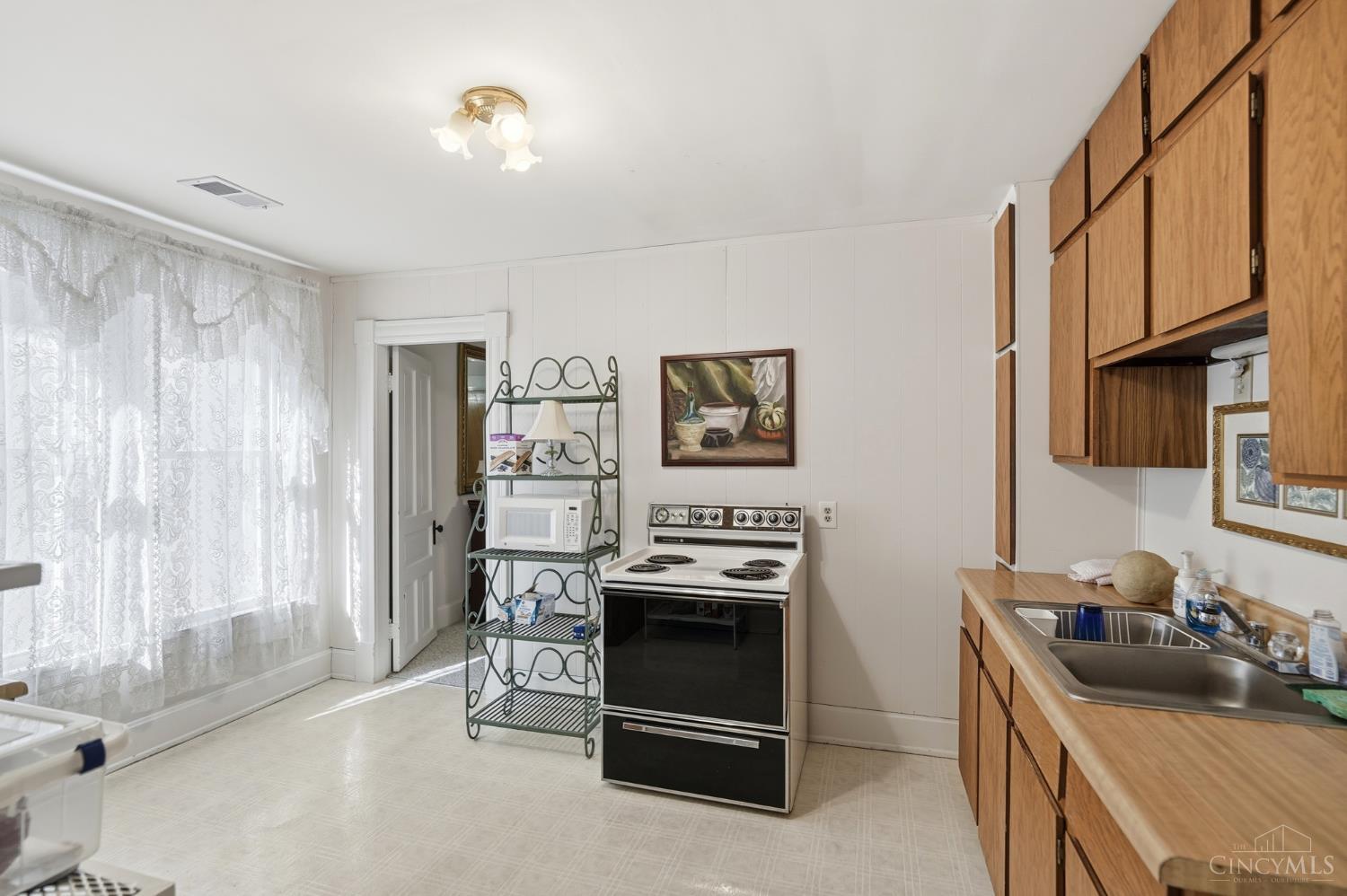 208 Wright Avenue Property Photo 64