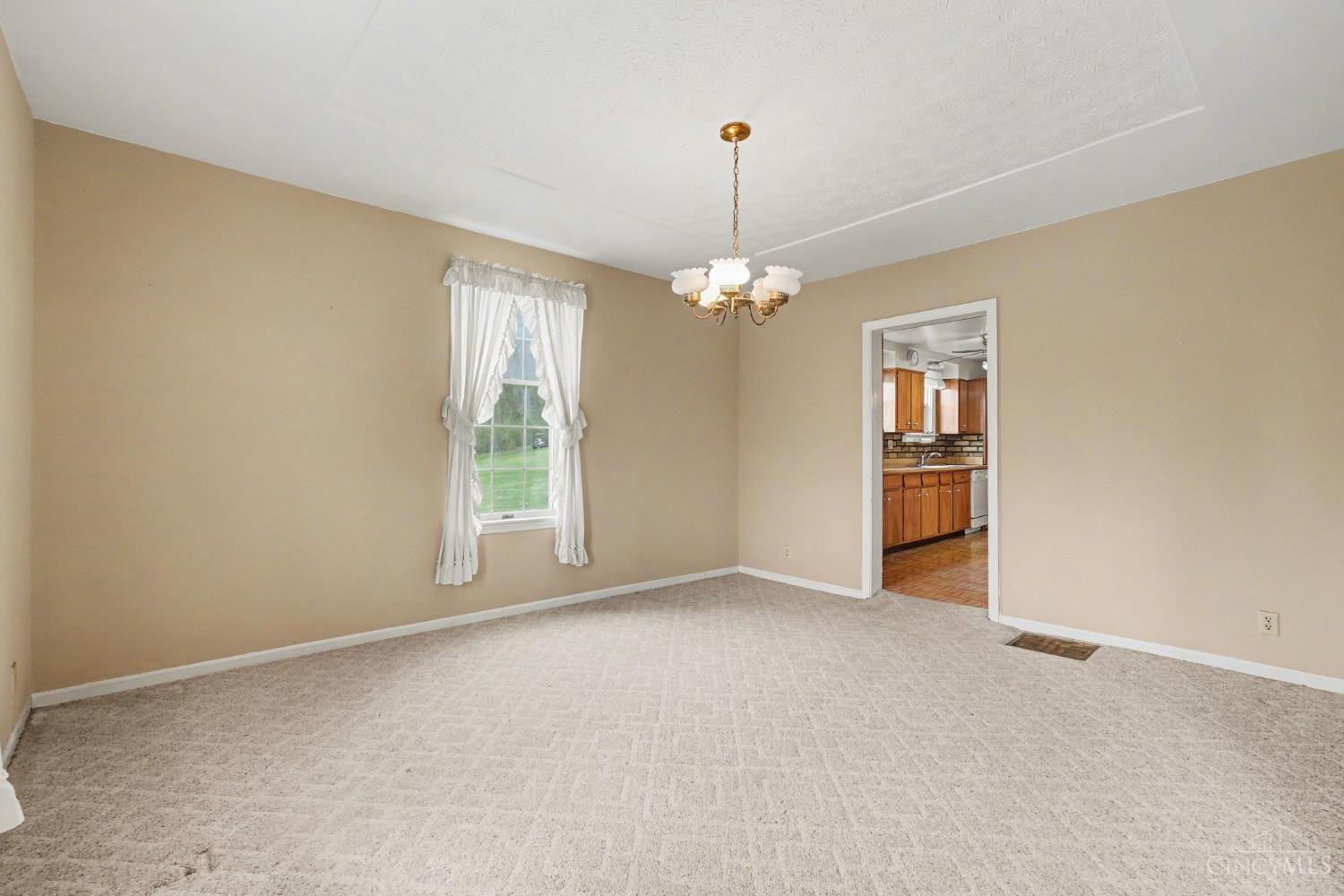 7332 Hillside Avenue Property Photo 7