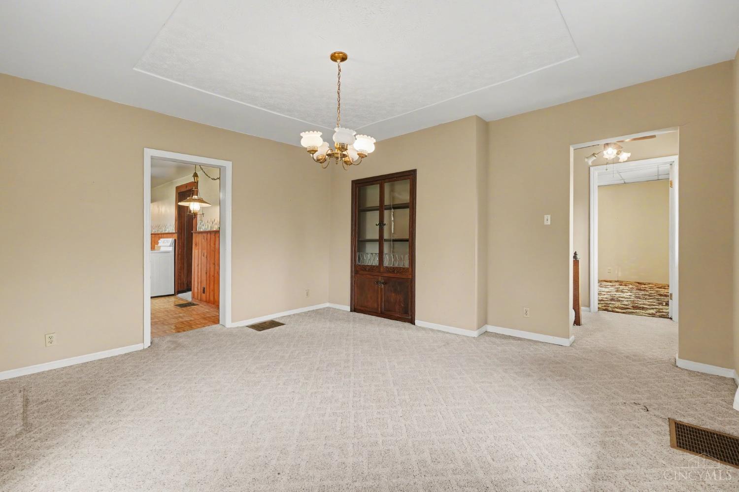 7332 Hillside Avenue Property Photo 9