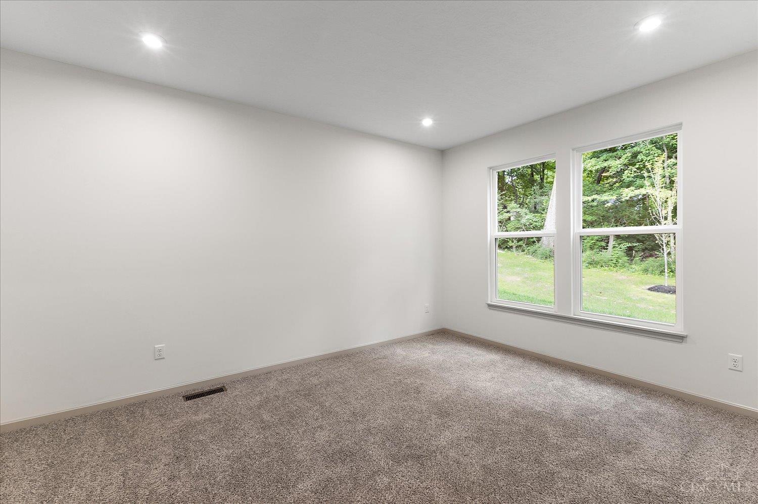 178 Farmstead Boulevard Property Photo 17