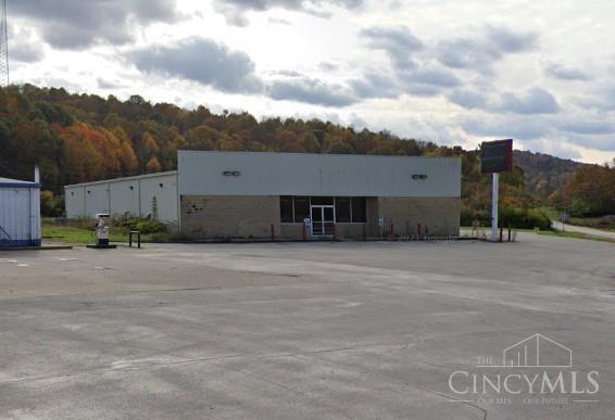 2758 State Route 41 Property Photo 1