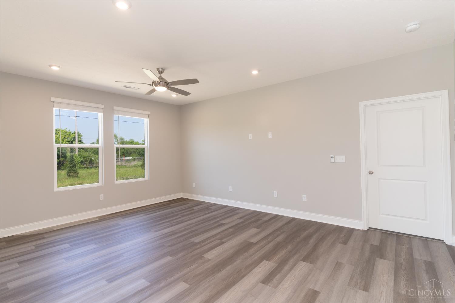 2457 Bartram Lane Property Photo 4
