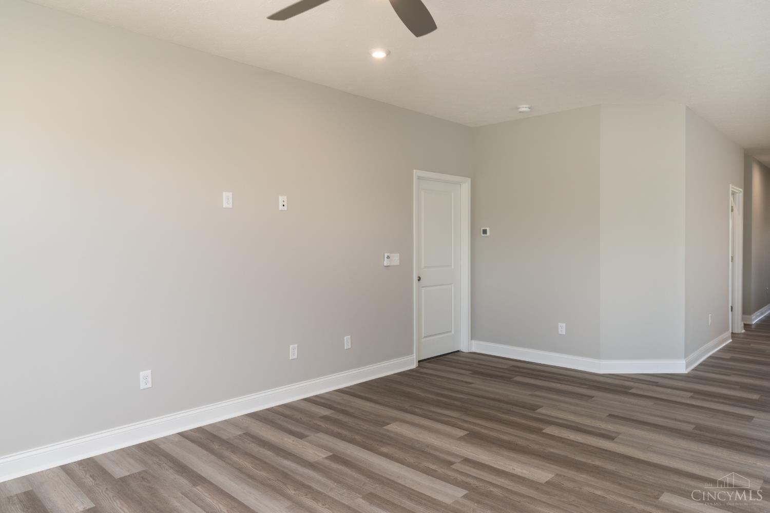 2457 Bartram Lane Property Photo 6
