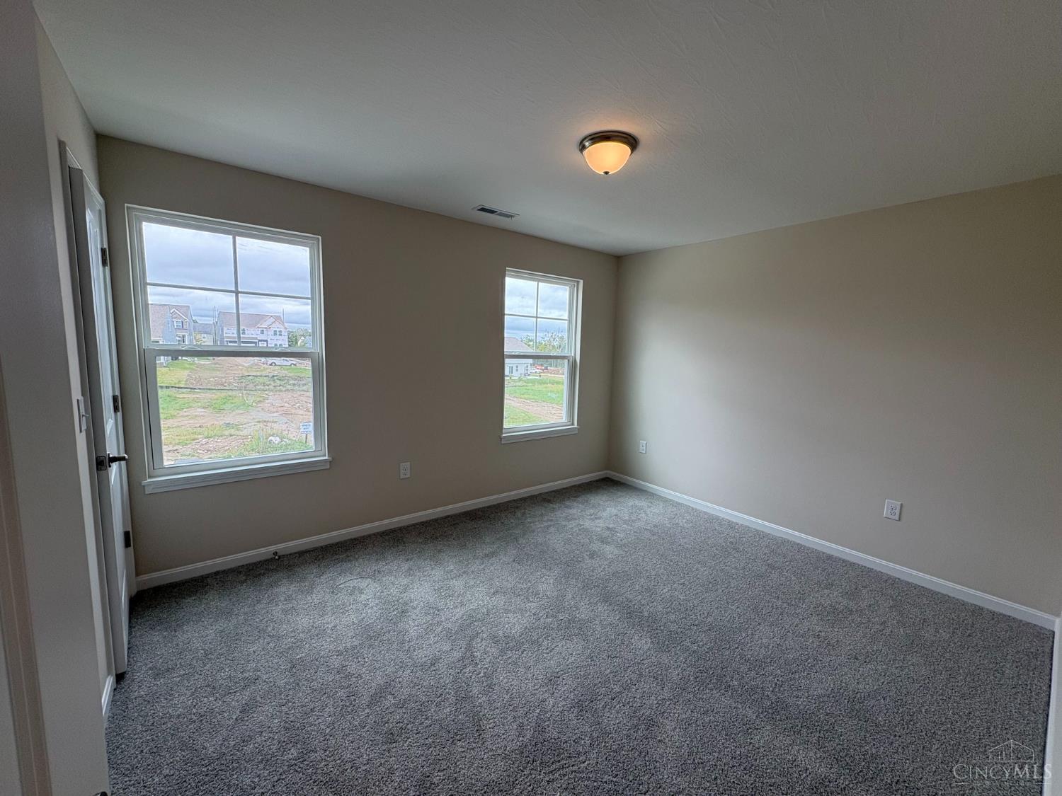 52 Chestnut Street Property Photo 5