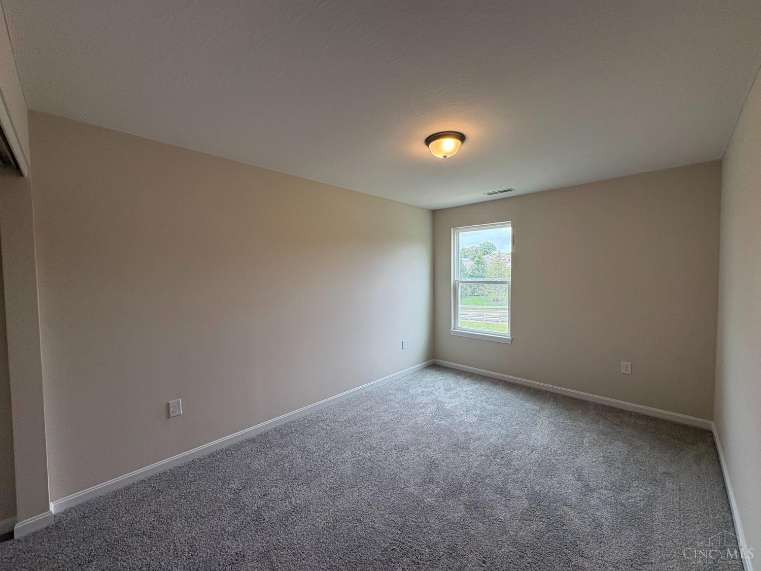52 Chestnut Street Property Photo 6