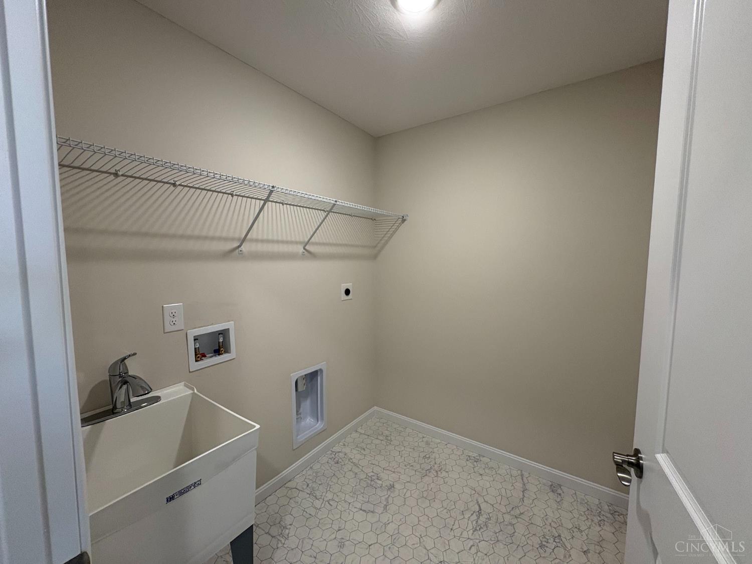 52 Chestnut Street Property Photo 7