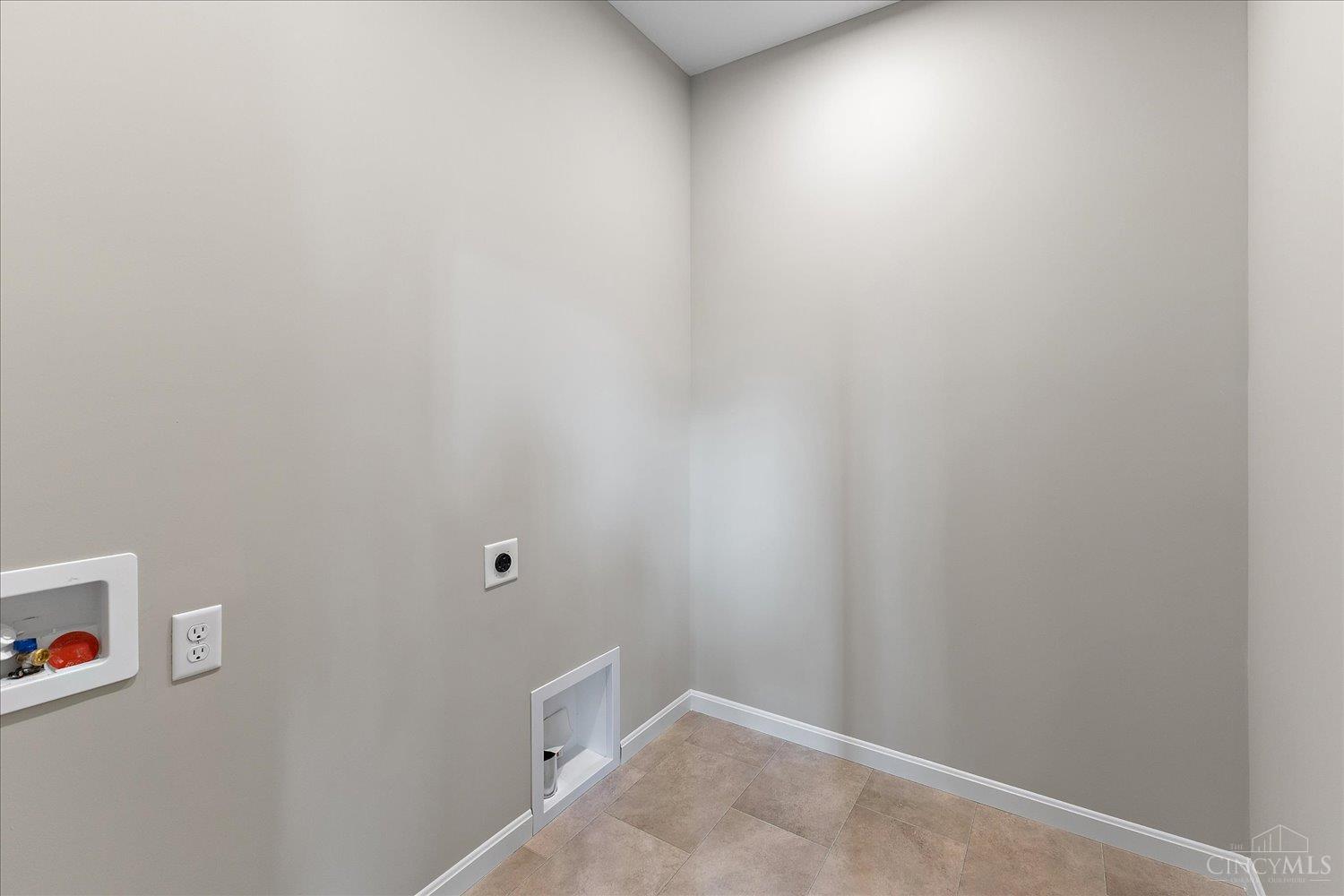 181 Farmstead Boulevard Property Photo 24