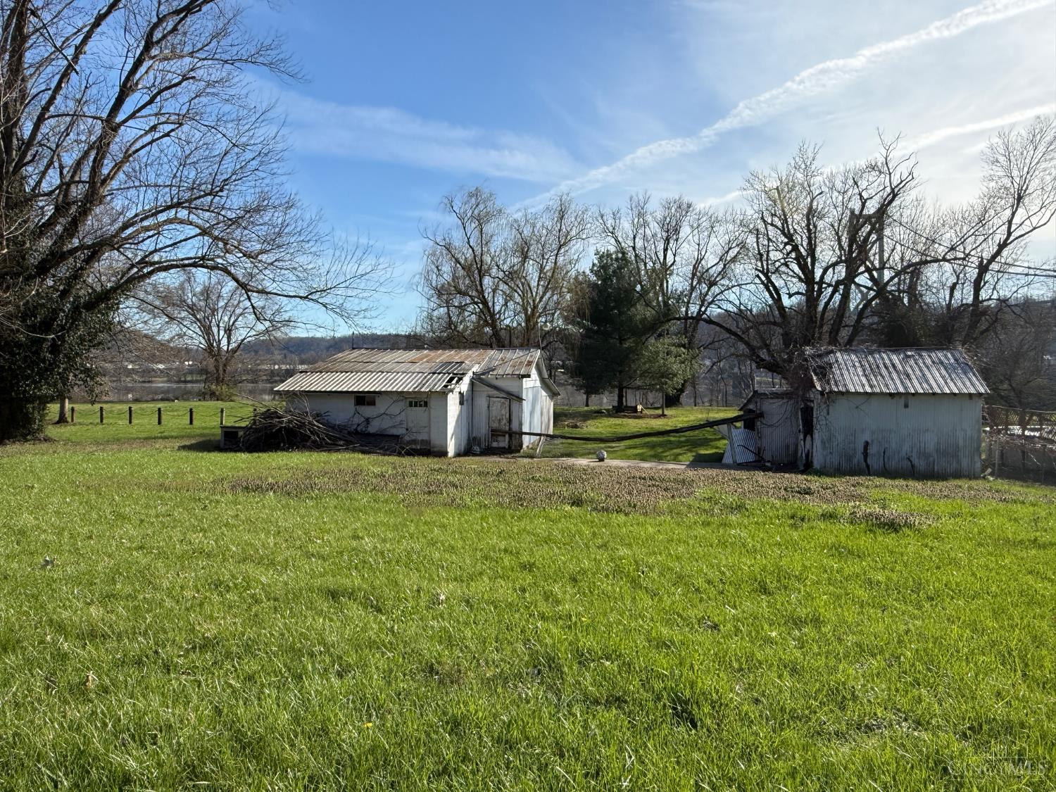 575 High Street Property Photo 3