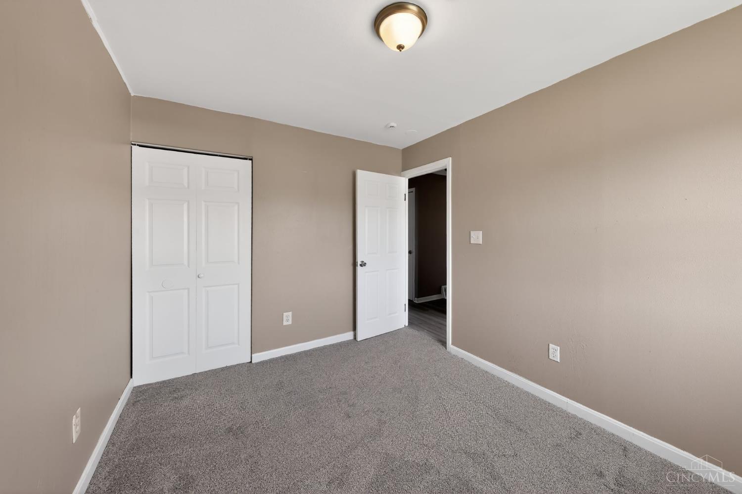 9952 Capstan Drive Property Photo 20