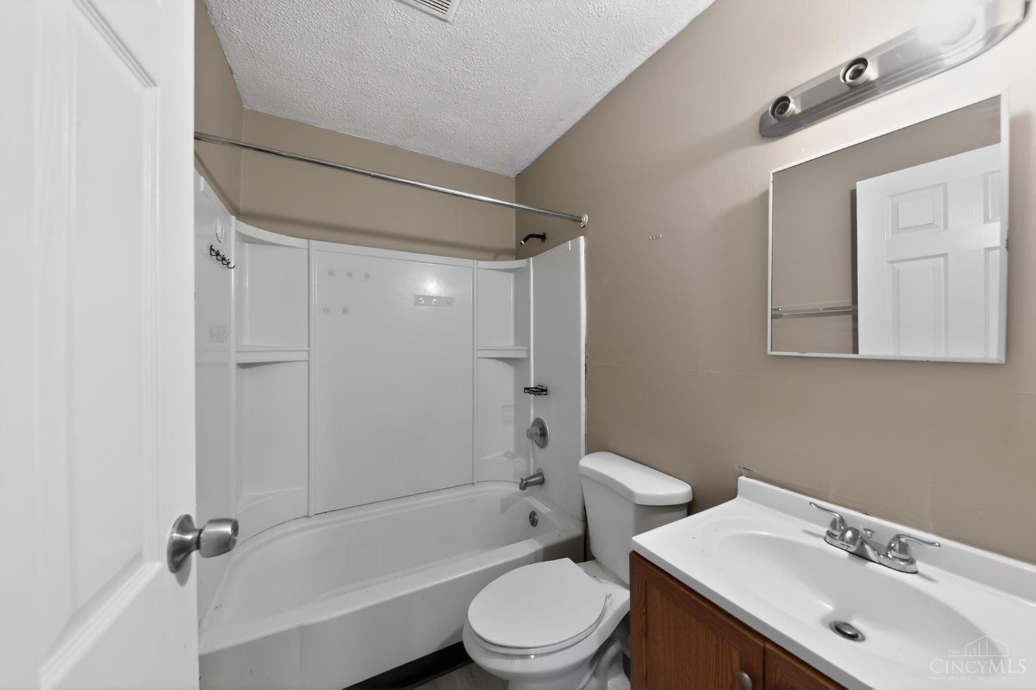 9952 Capstan Drive Property Photo 22