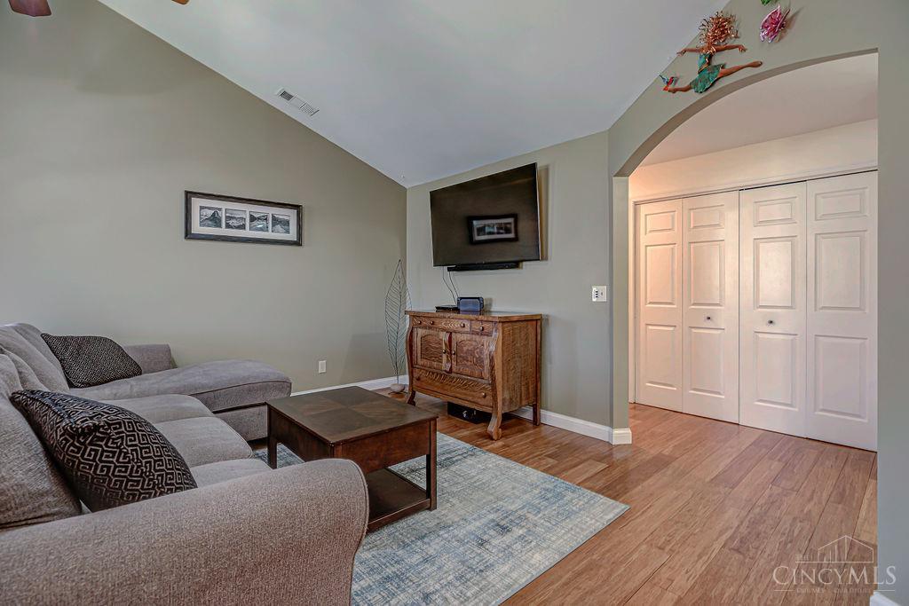 6338 Eagles Lake Drive Property Photo 8