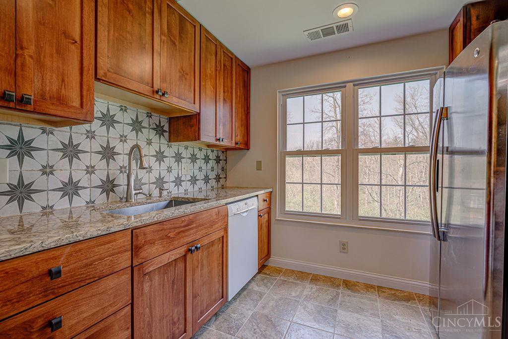 6338 Eagles Lake Drive Property Photo 13