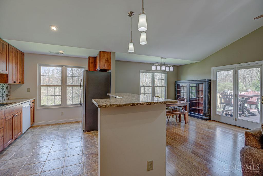 6338 Eagles Lake Drive Property Photo 15