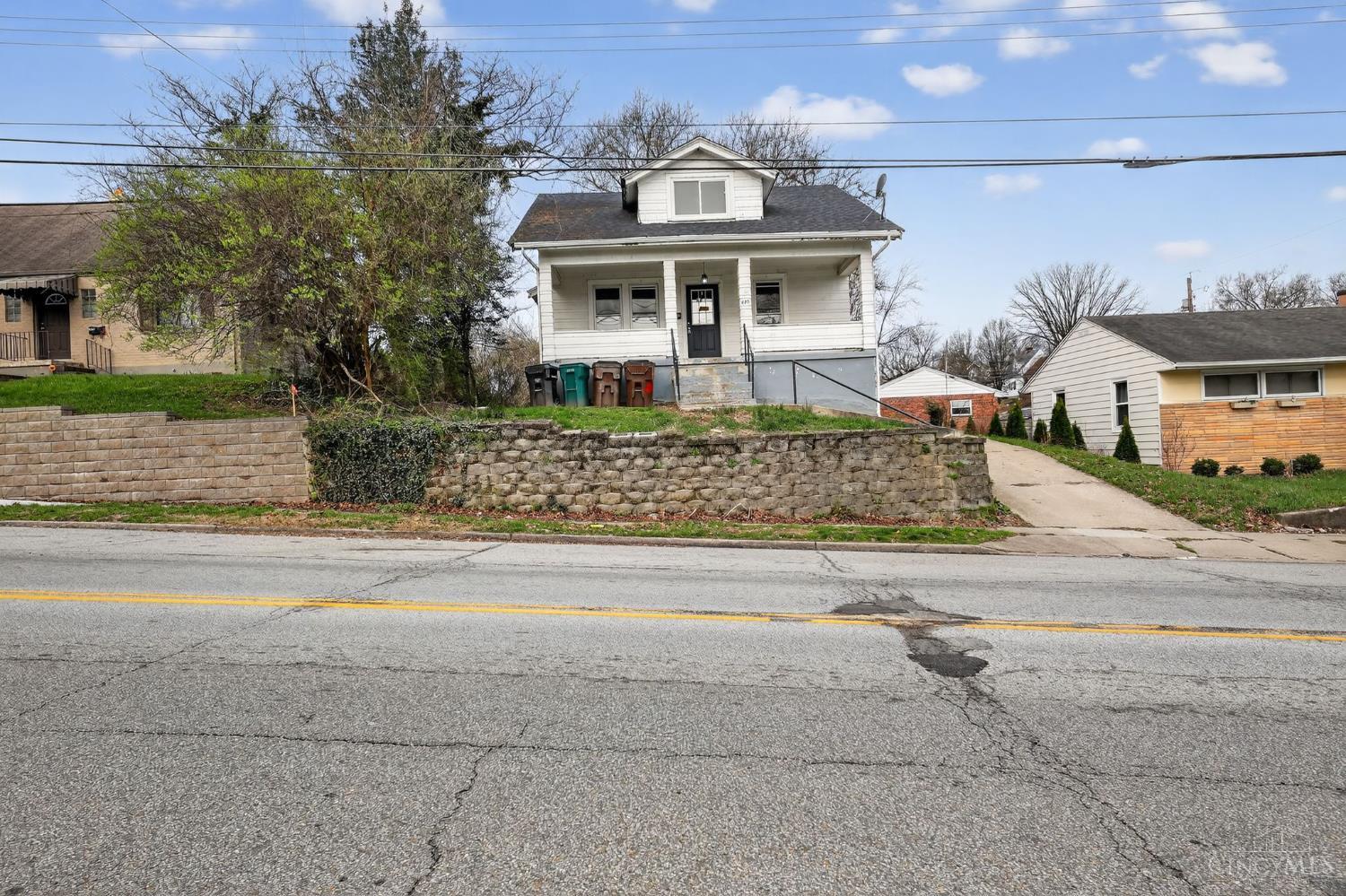 493 Pedretti Avenue Property Photo 1