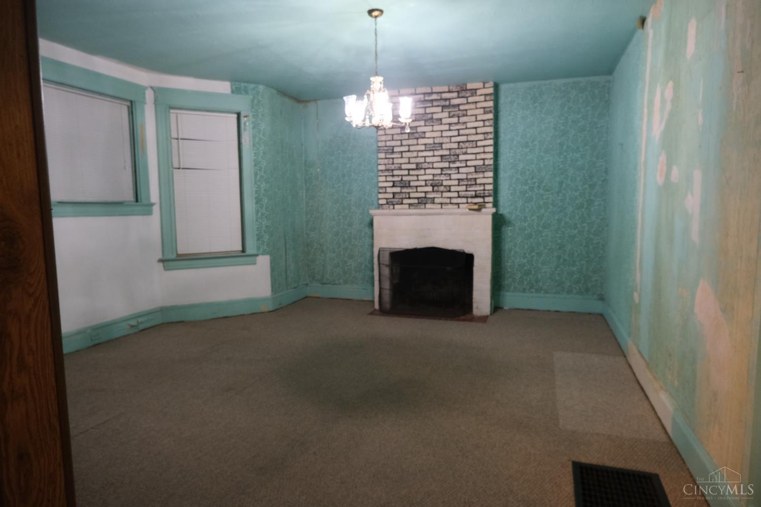 835 Lexington Avenue Property Photo 15