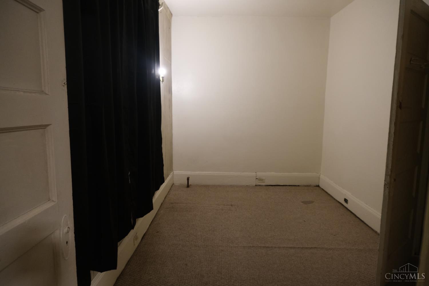 835 Lexington Avenue Property Photo 29