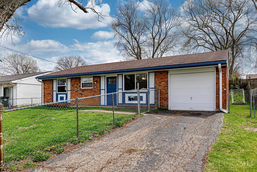 10092 Windswept Lane Property Photo 2