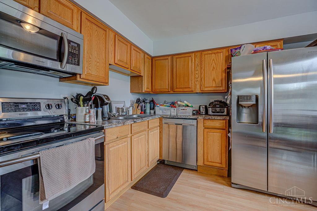 10092 Windswept Lane Property Photo 7
