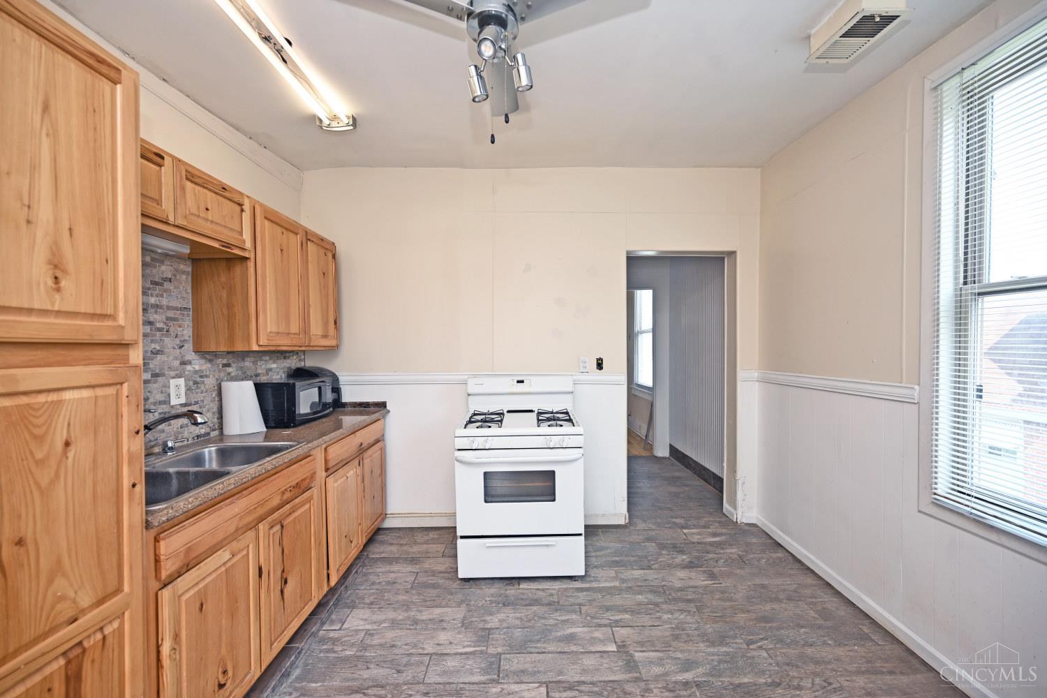 37 Orchard Property Photo 15