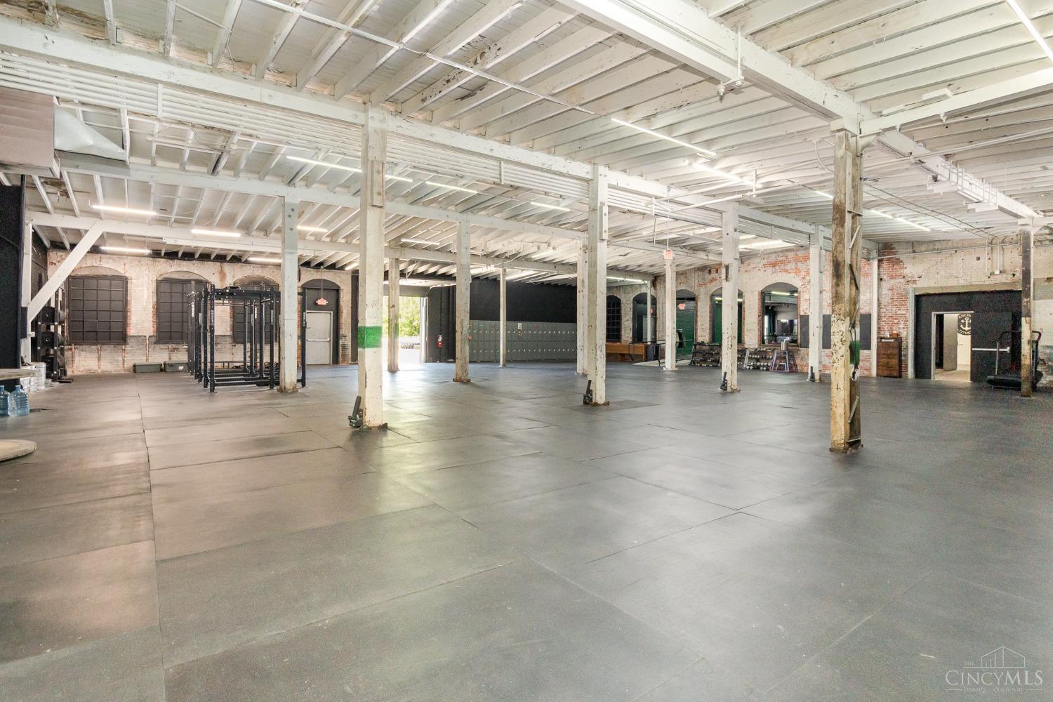 77 Foundry Avenue Property Photo 9