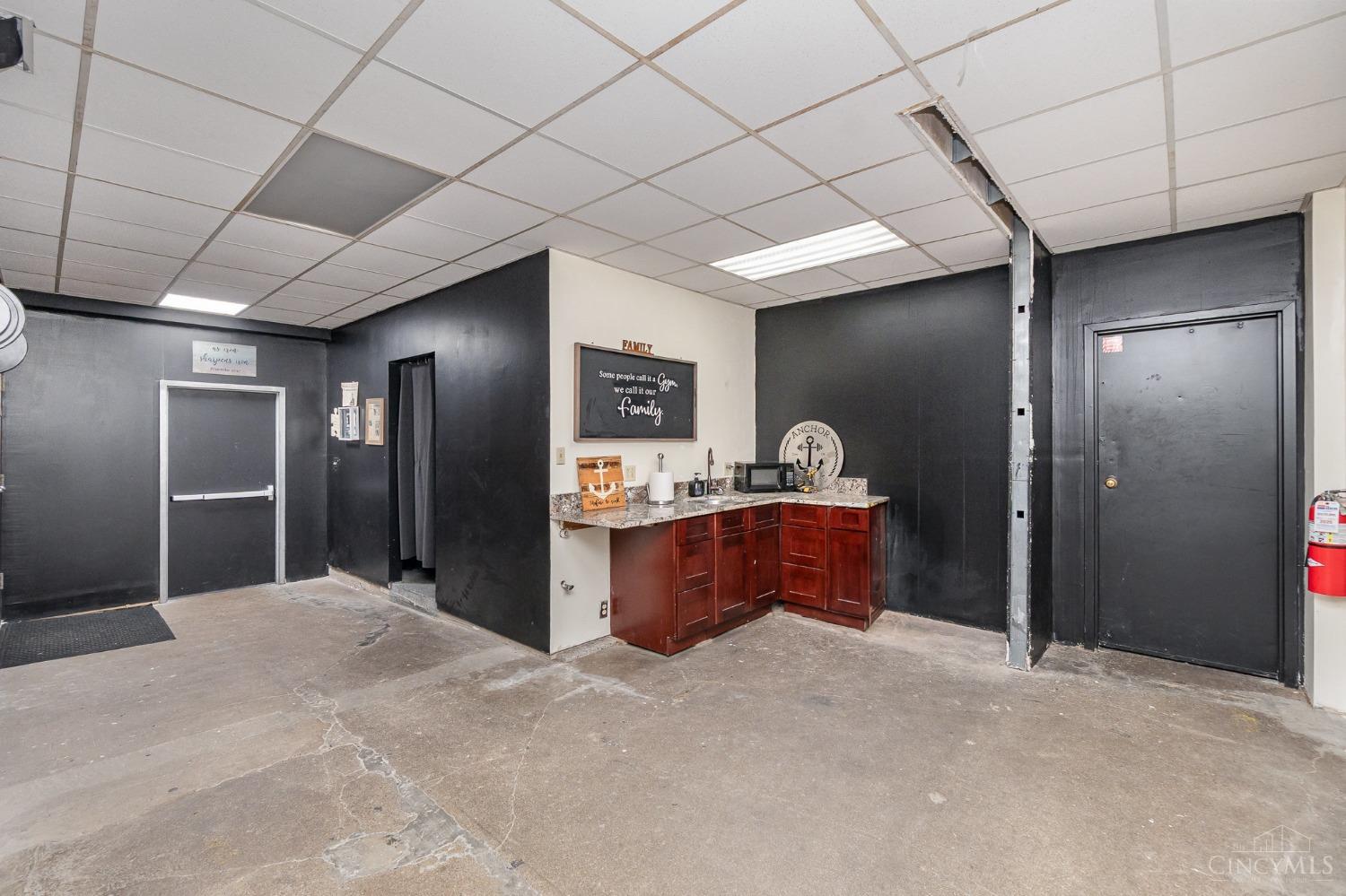 77 Foundry Avenue Property Photo 16