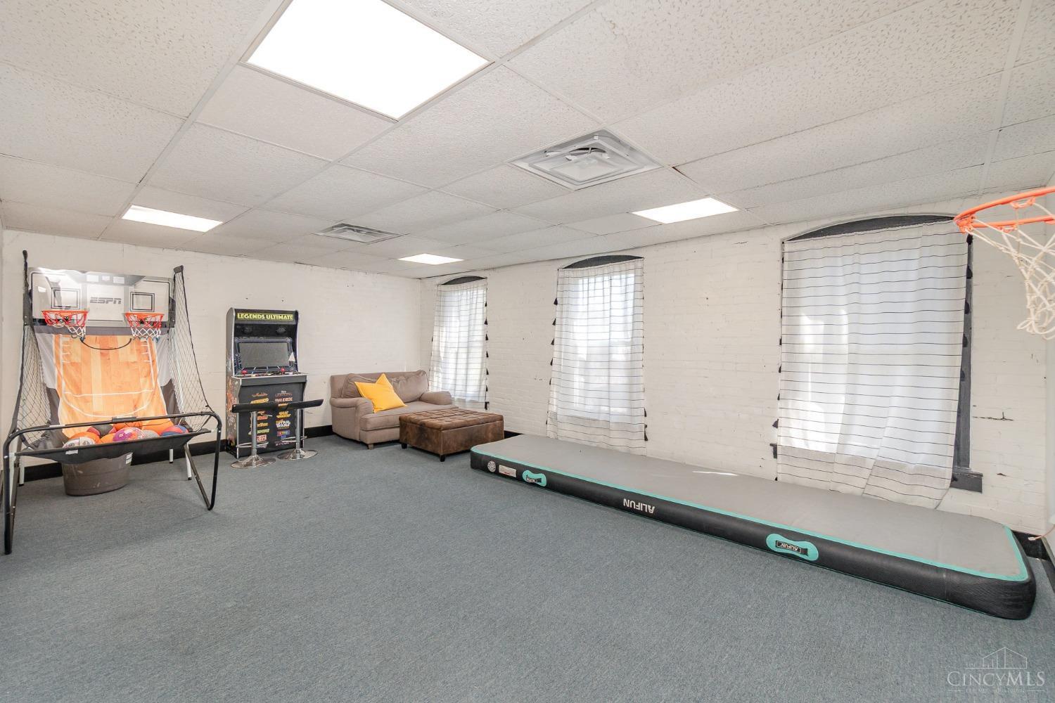 77 Foundry Avenue Property Photo 34
