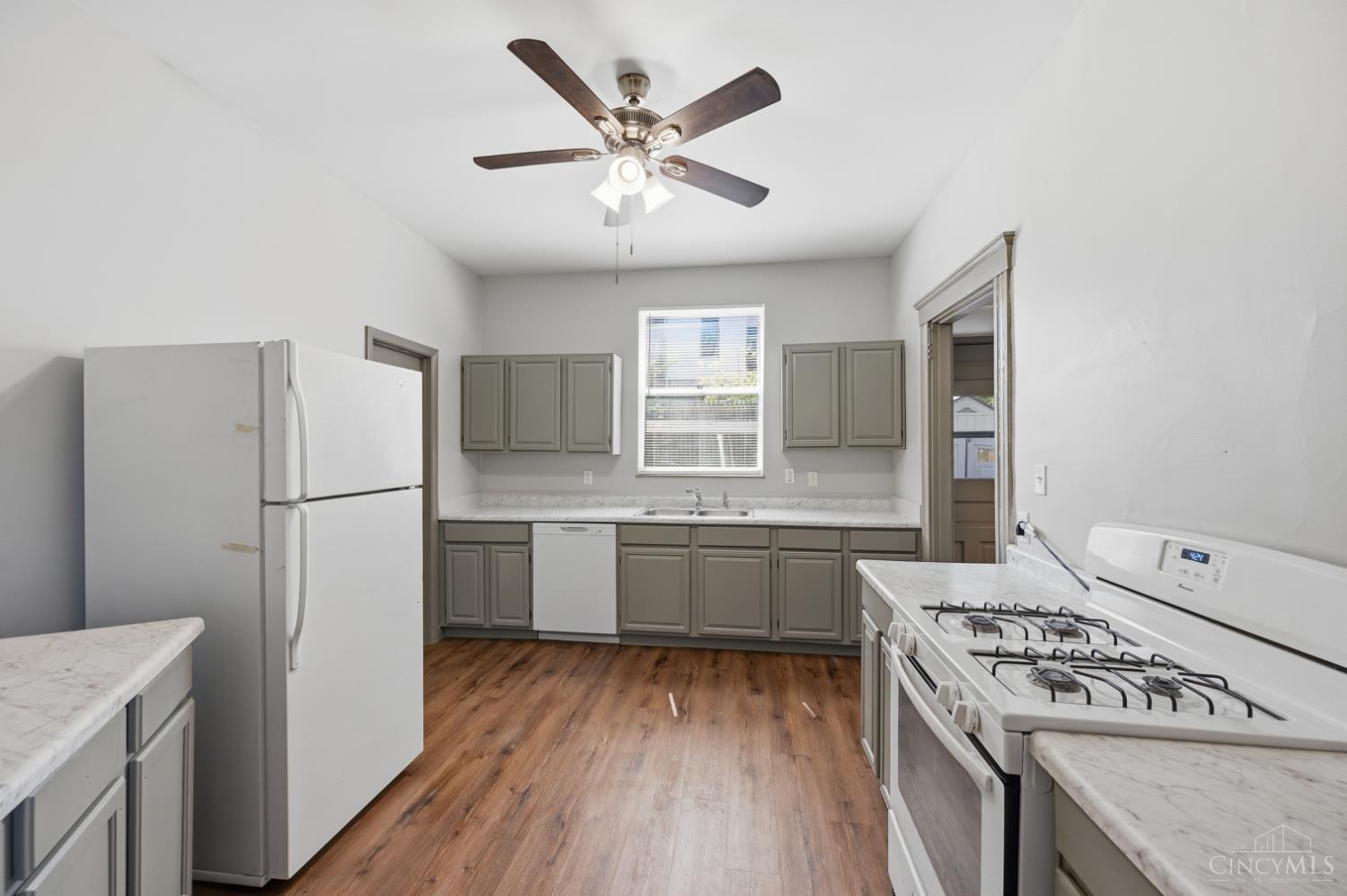 1011 Mcpherson Property Photo 7