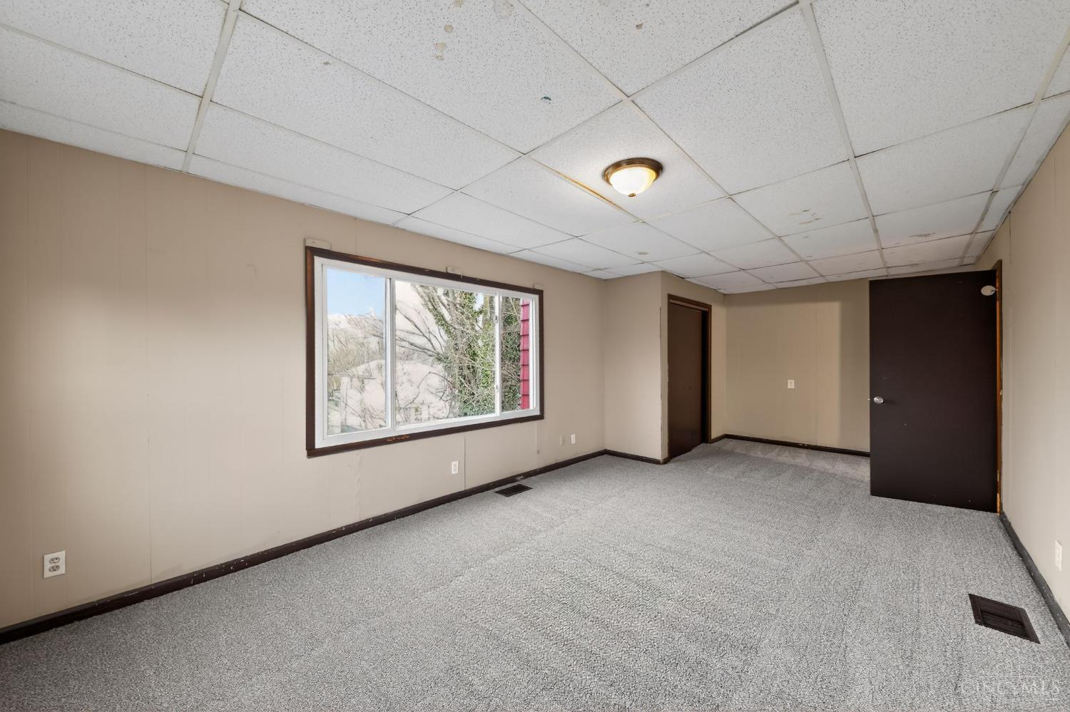 8627 Reading Road Property Photo 13