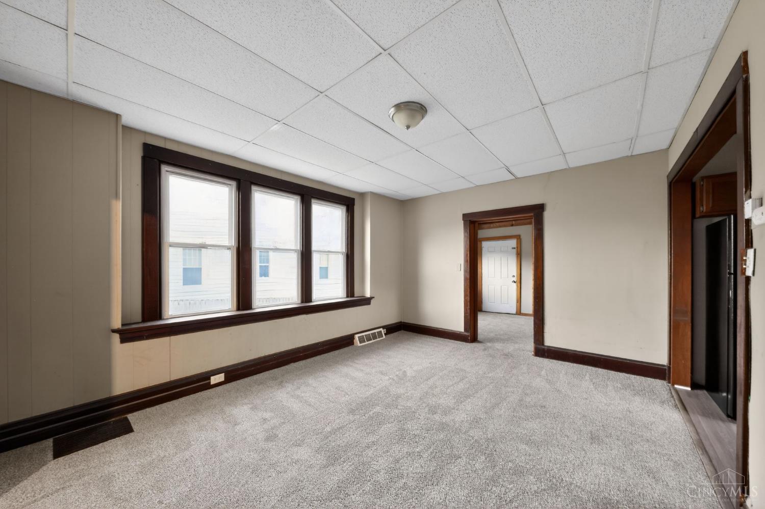 8627 Reading Road Property Photo 14