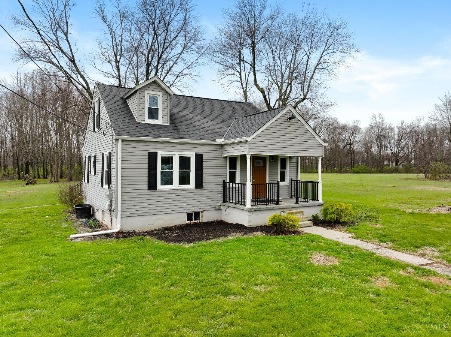 1237 Traction Road Property Photo 7