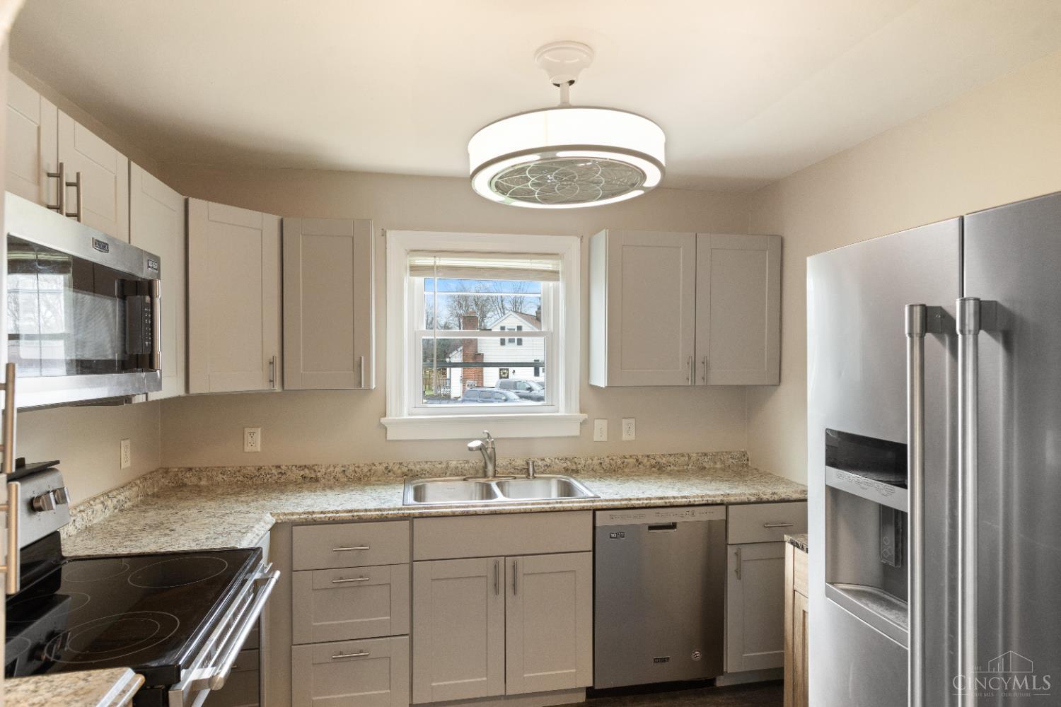 1237 Traction Road Property Photo 18