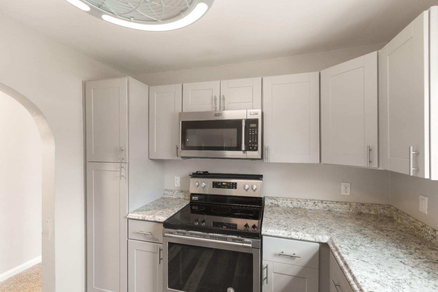 1237 Traction Road Property Photo 19