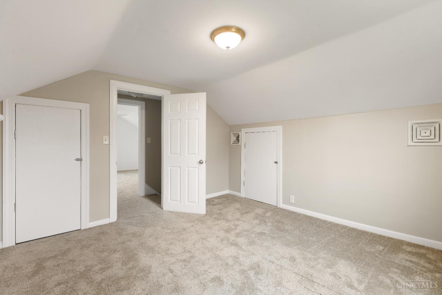 1237 Traction Road Property Photo 28