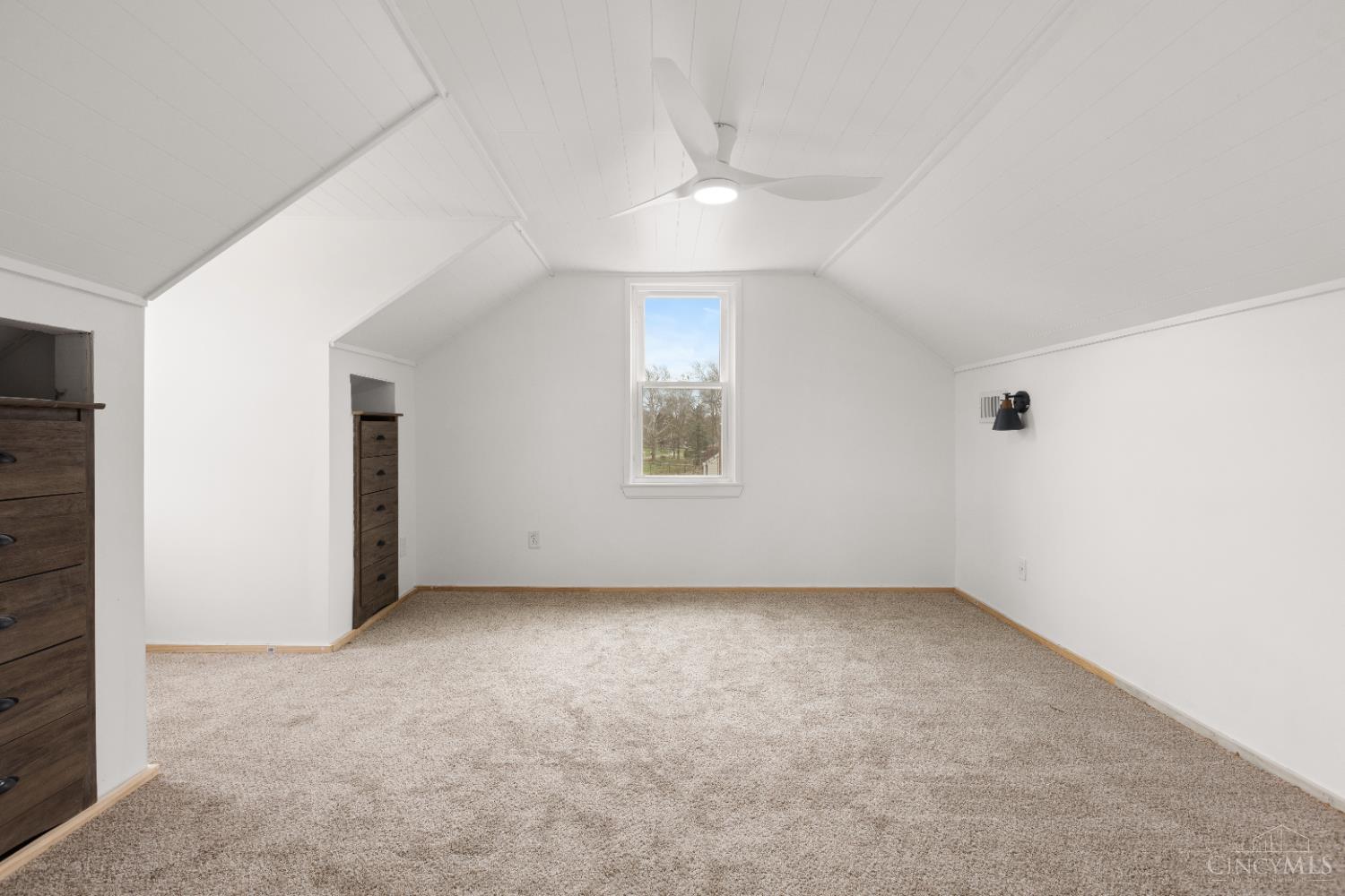 1237 Traction Road Property Photo 29
